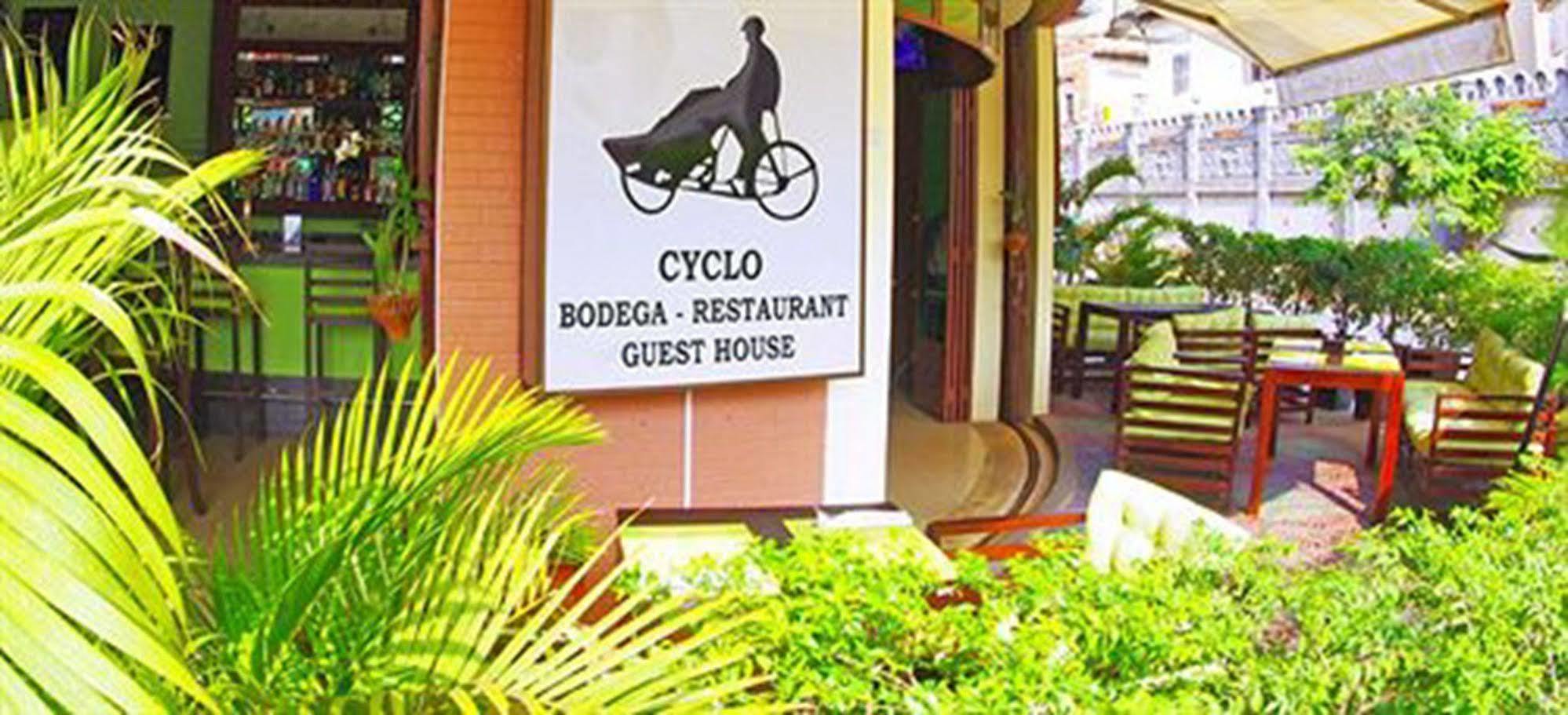 Cyclo Hotel-Bar-Restaurant Phnom Penh Eksteriør bilde
