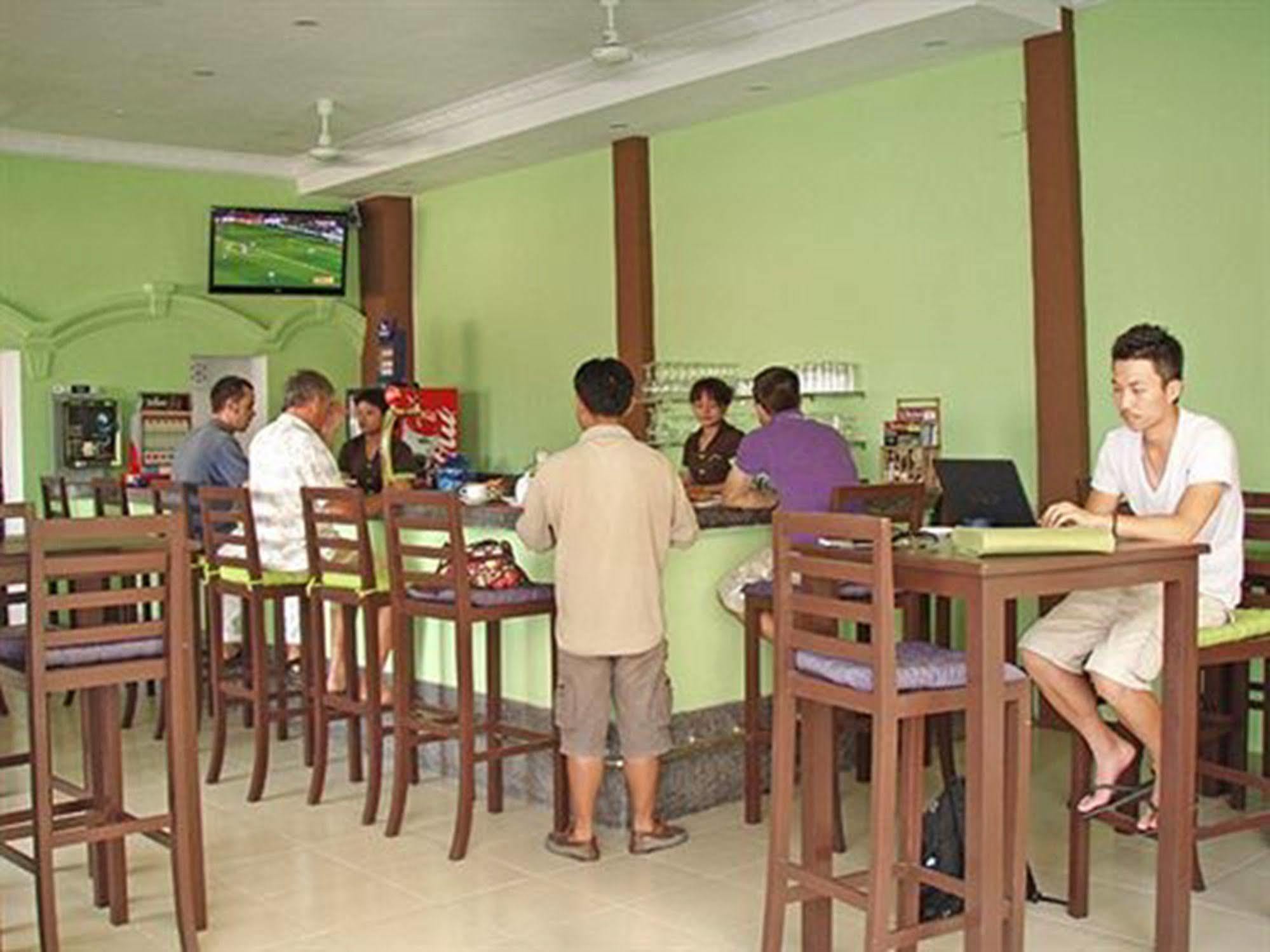 Cyclo Hotel-Bar-Restaurant Phnom Penh Eksteriør bilde