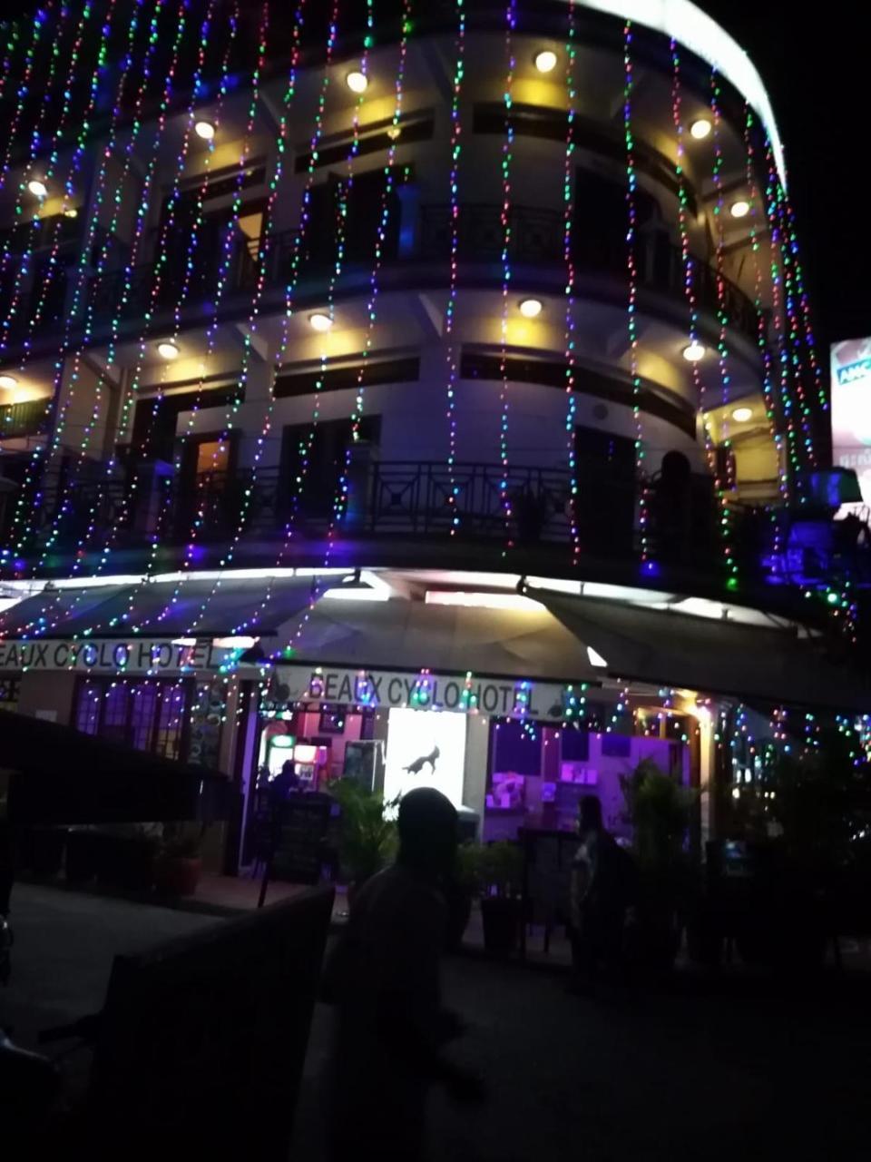 Cyclo Hotel-Bar-Restaurant Phnom Penh Eksteriør bilde